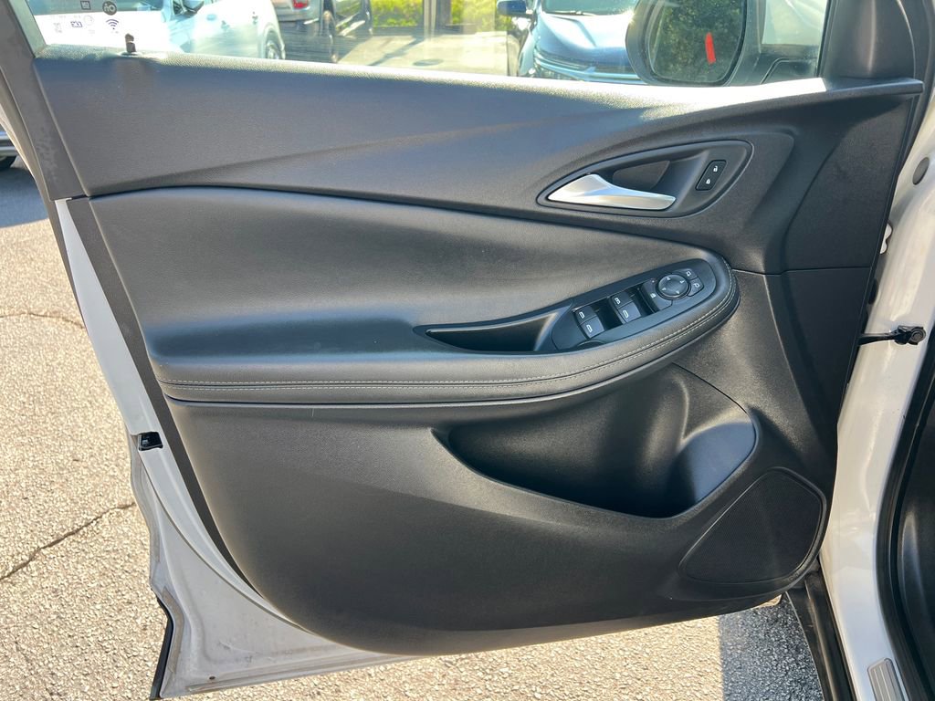 Used 2023 Buick Encore GX Preferred w/ Cold Weather Comfort Package image 10