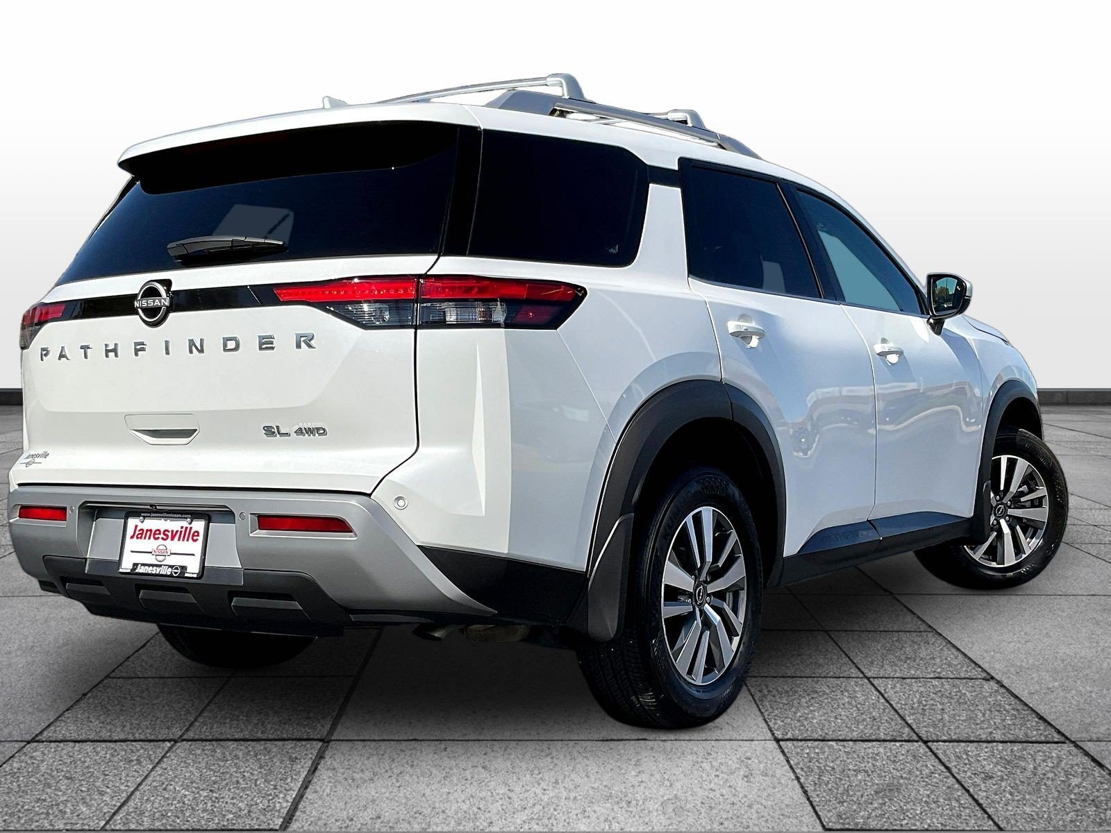 Certified 2025 Nissan Pathfinder SL AWD/4WD image 7