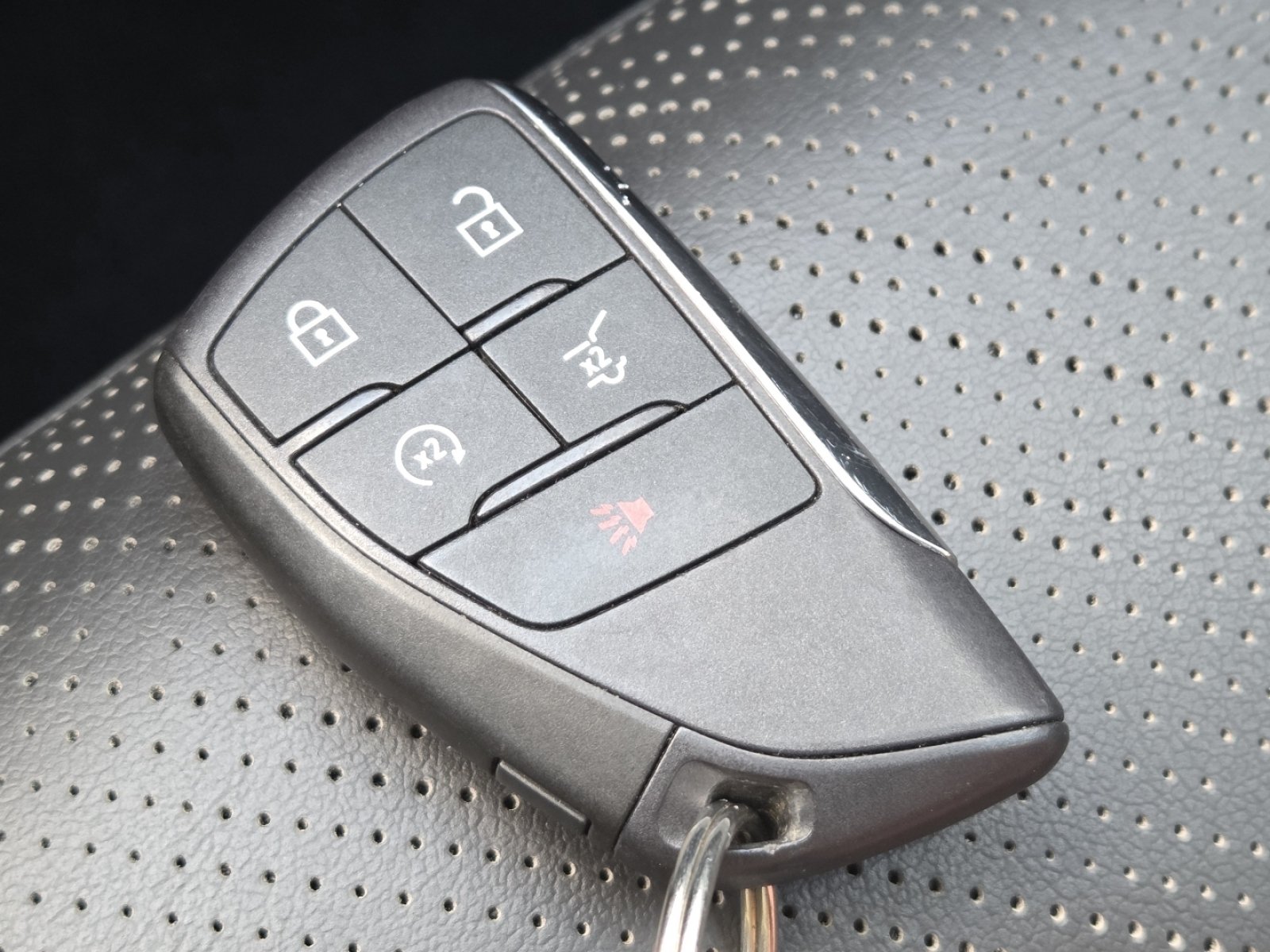 Used 2024 Buick Envision Sport Touring AWD/4WD image 33