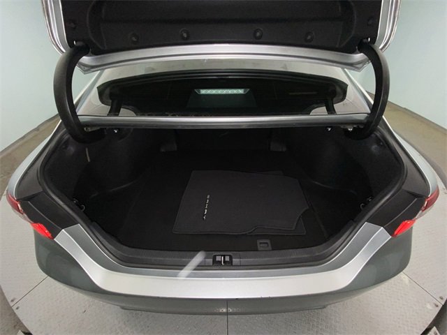 Used 2020 Toyota Camry SE image 23