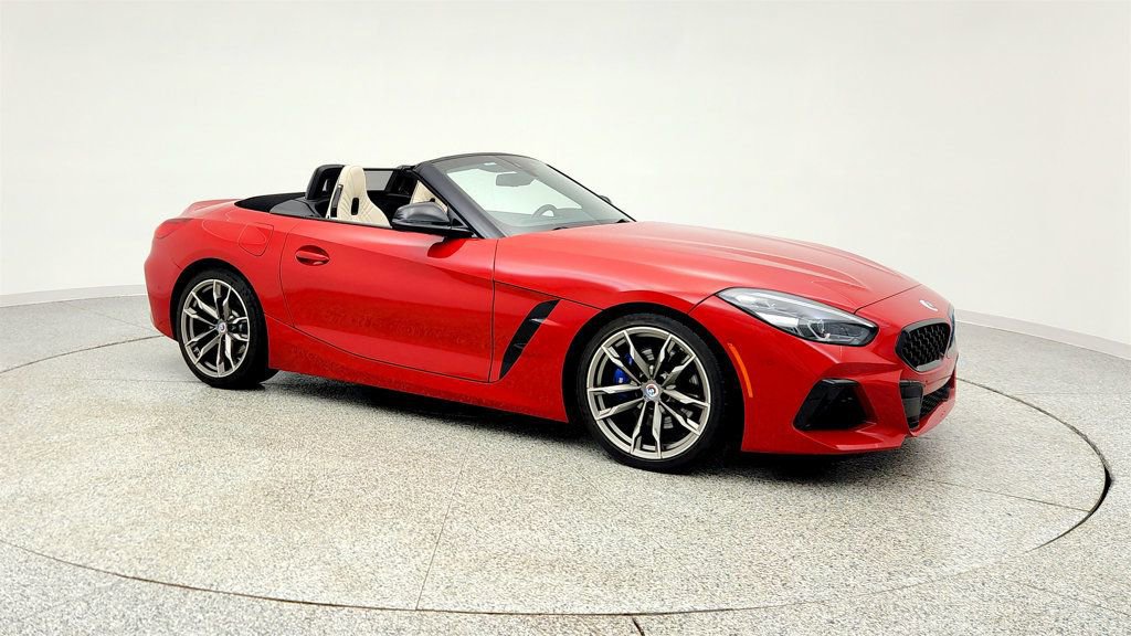 Used 2022 BMW Z4 M40i w/ Premium Package image 3