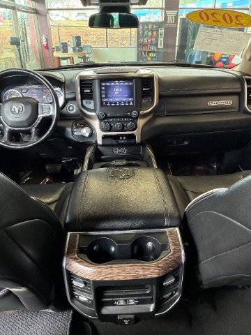 Used 2020 RAM 1500 Laramie AWD/4WD image 25