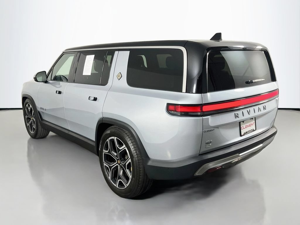 Used 2025 Rivian R1S Adventure AWD/4WD image 9