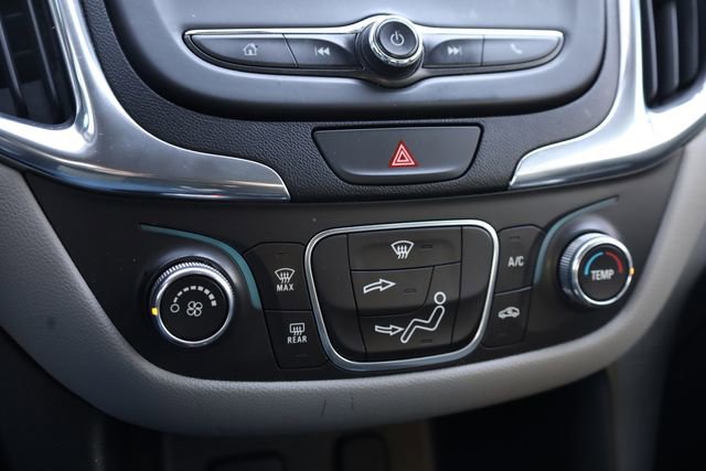 Used 2018 Chevrolet Equinox LS image 18