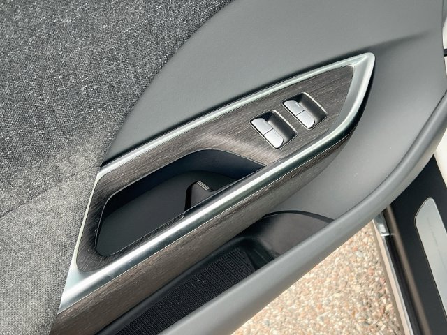 Used 2023 Lucid Air Pure AWD/4WD image 12