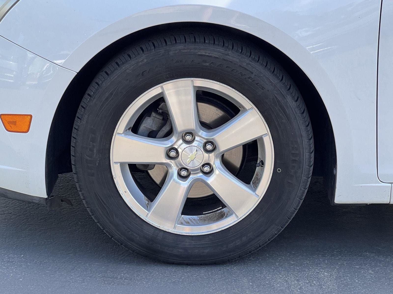 Used 2014 Chevrolet Cruze LT FWD image 13