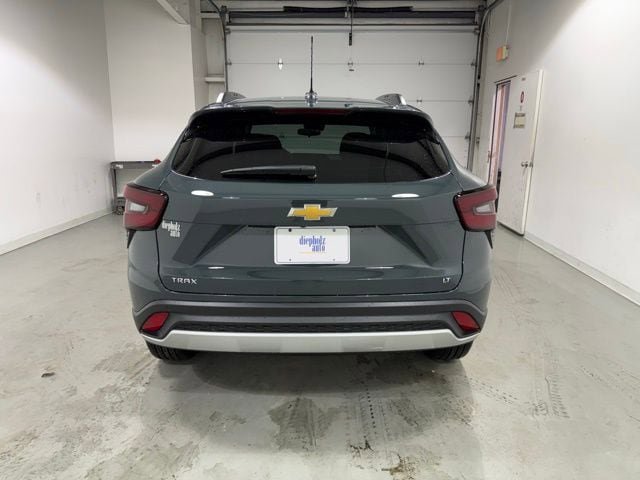 New 2026 Chevrolet Trax LT image 6