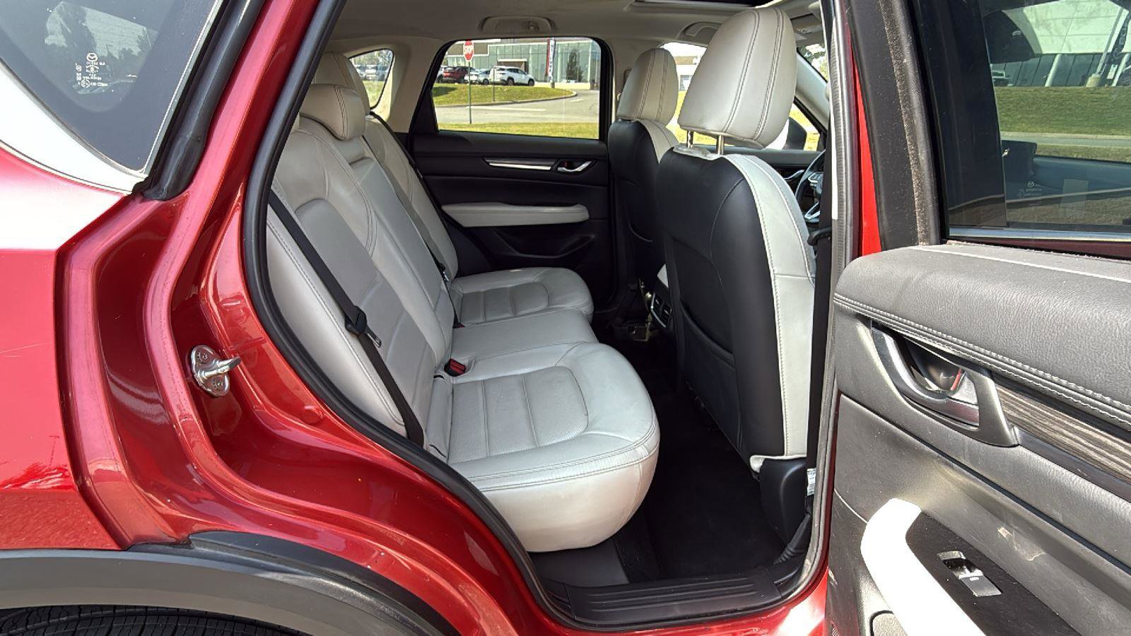 Used 2022 MAZDA CX-5 AWD 2.5 S w/ Premium Plus Pkg image 19