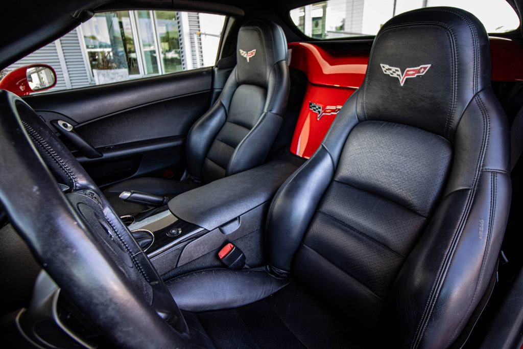 Used 2011 Chevrolet Corvette Grand Sport w/ Preferred Equipment Group image 26