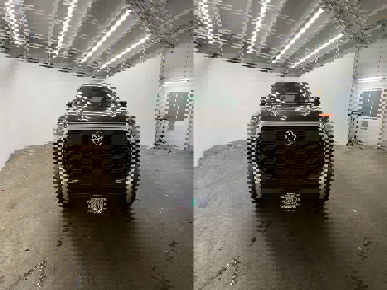 Used 2023 Toyota Tundra Limited w/ TRD Off-Road Package image 9