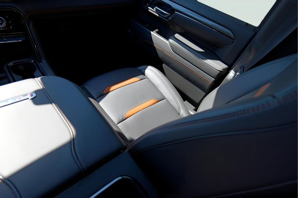 New 2025 GMC Sierra 2500 AT4 w/ AT4 Premium Plus Package image 26