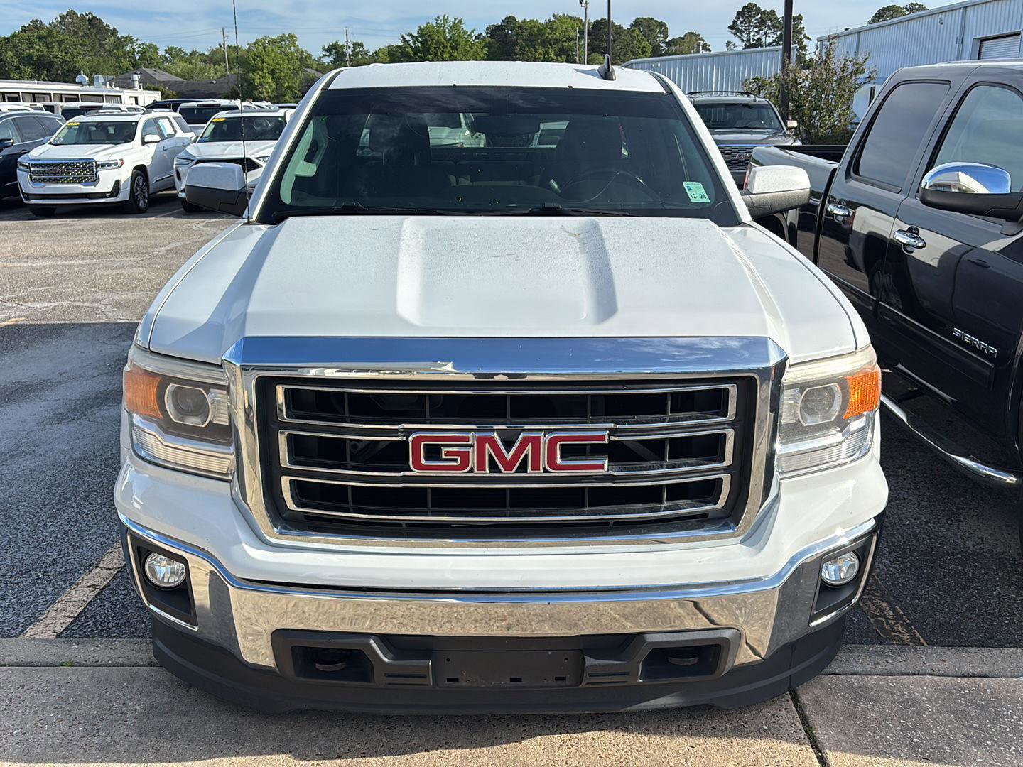 Used 2015 GMC Sierra 1500 SLE w/ SLE Value Package RWD image 2