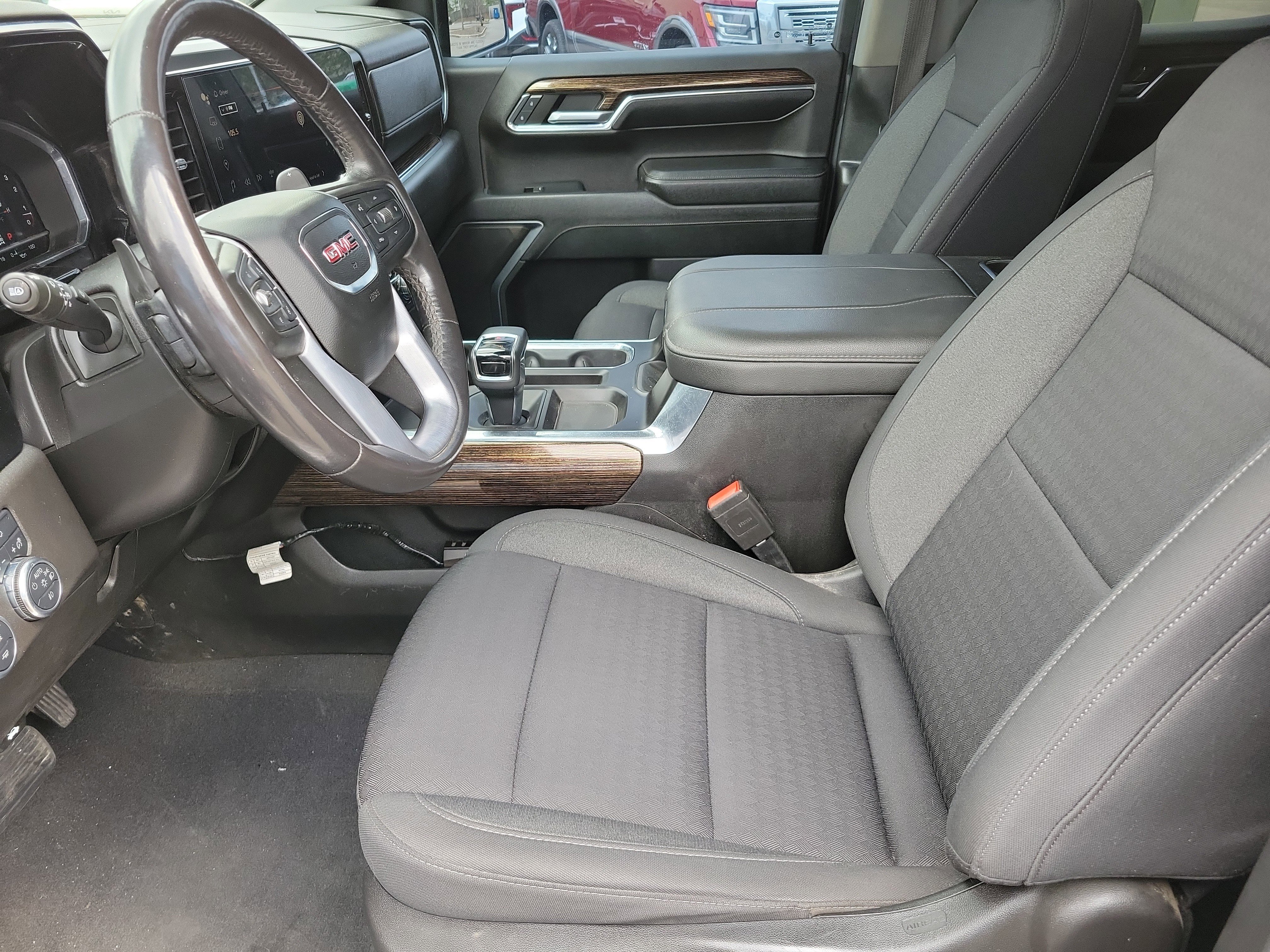 Used 2023 GMC Sierra 1500 Elevation w/ X31 Off-Road Package AWD/4WD image 3