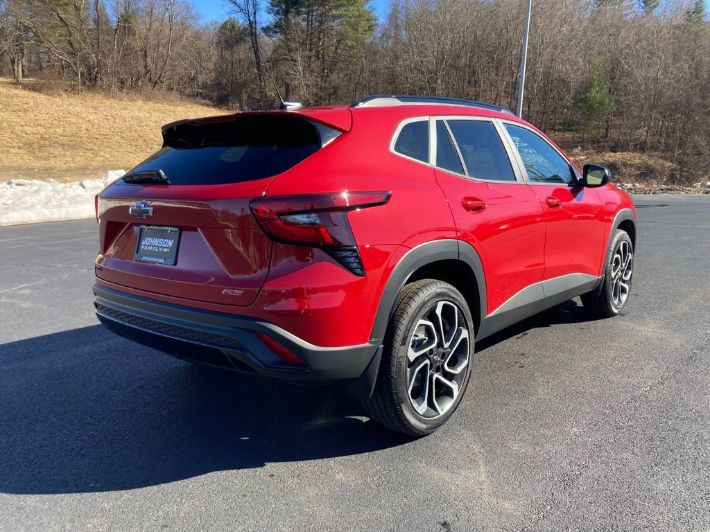New 2026 Chevrolet Trax RS w/ Driver Confidence Package image 7