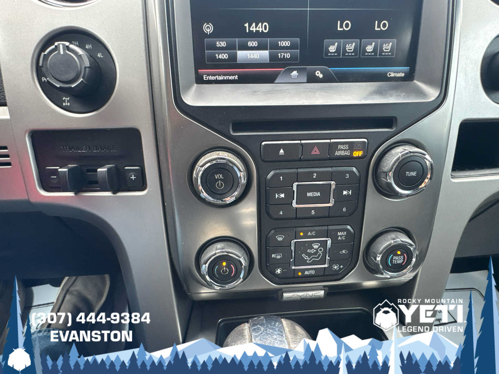 Used 2014 Ford F150 FX4 w/ Equipment Group 402A Luxury AWD/4WD image 29