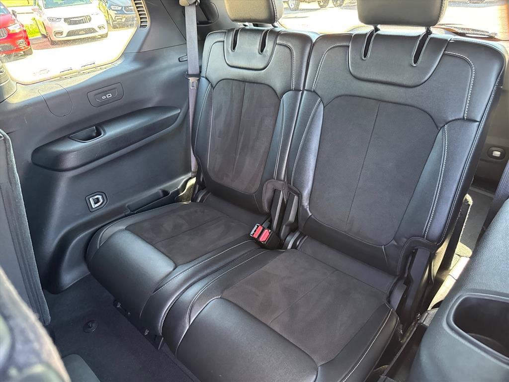 Used 2024 Jeep Grand Cherokee L Laredo AWD/4WD image 10