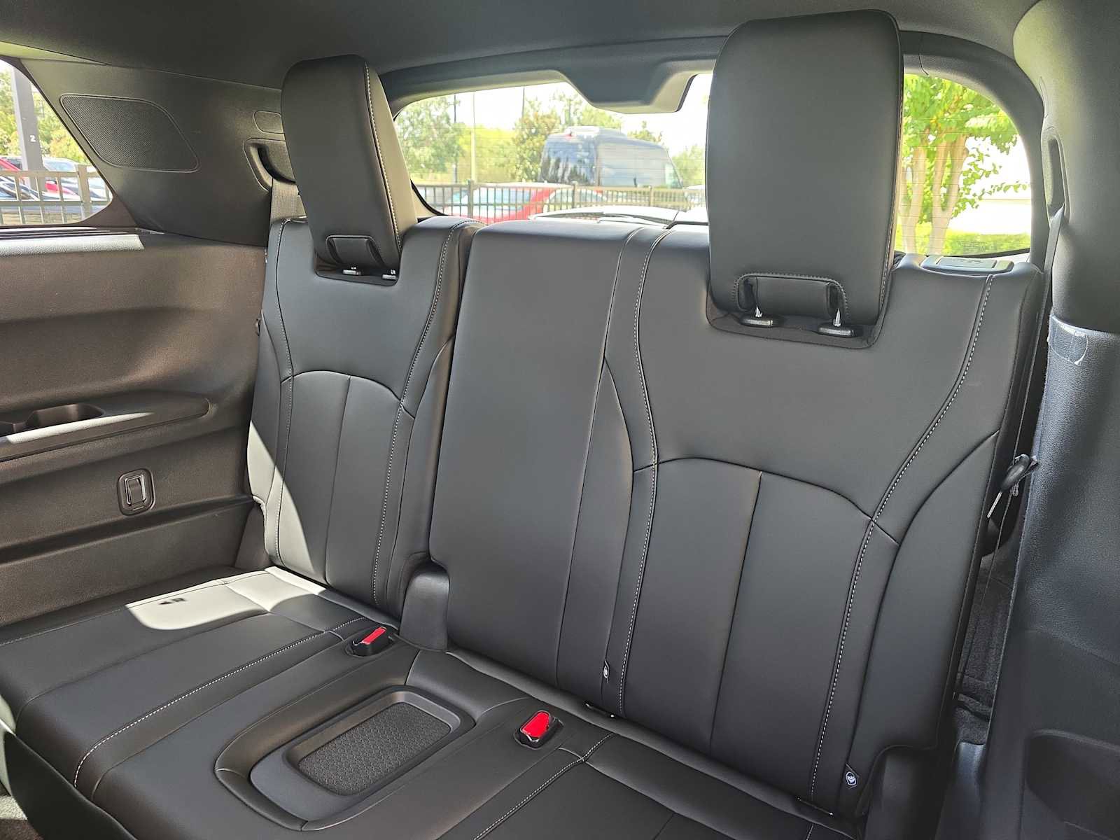 New 2026 INFINITI QX60 Autograph w/ Dark Cargo Package image 13
