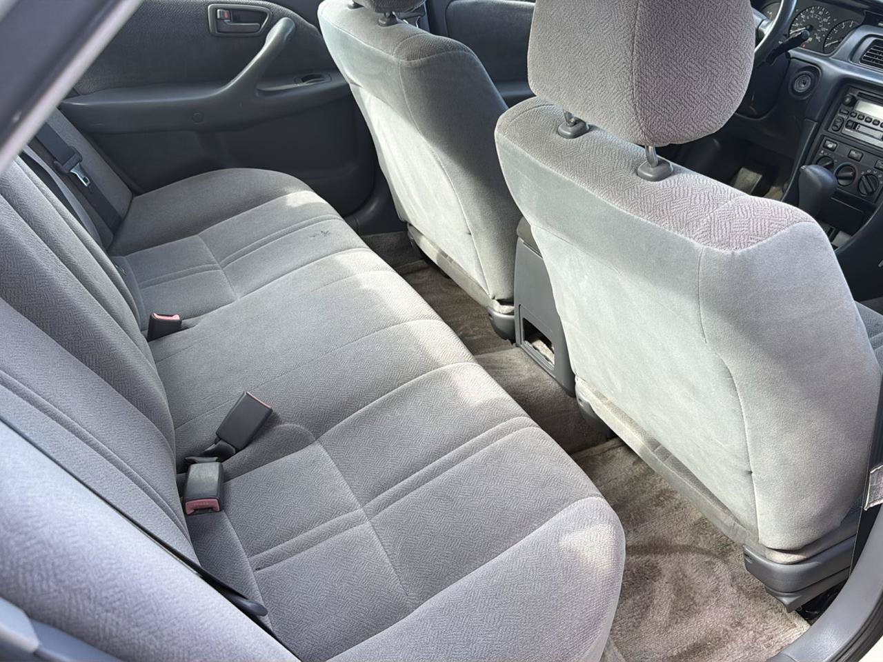 Used 2000 Toyota Camry CE FWD image 21