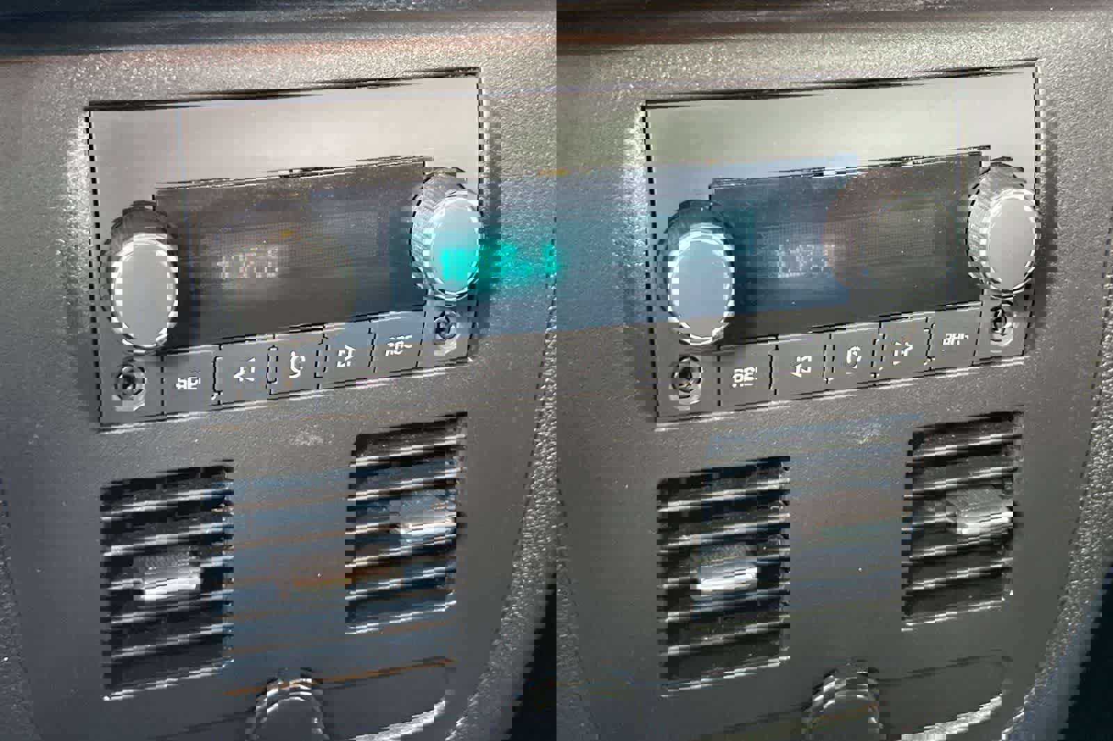 Used 2012 Chevrolet Avalanche LT image 15