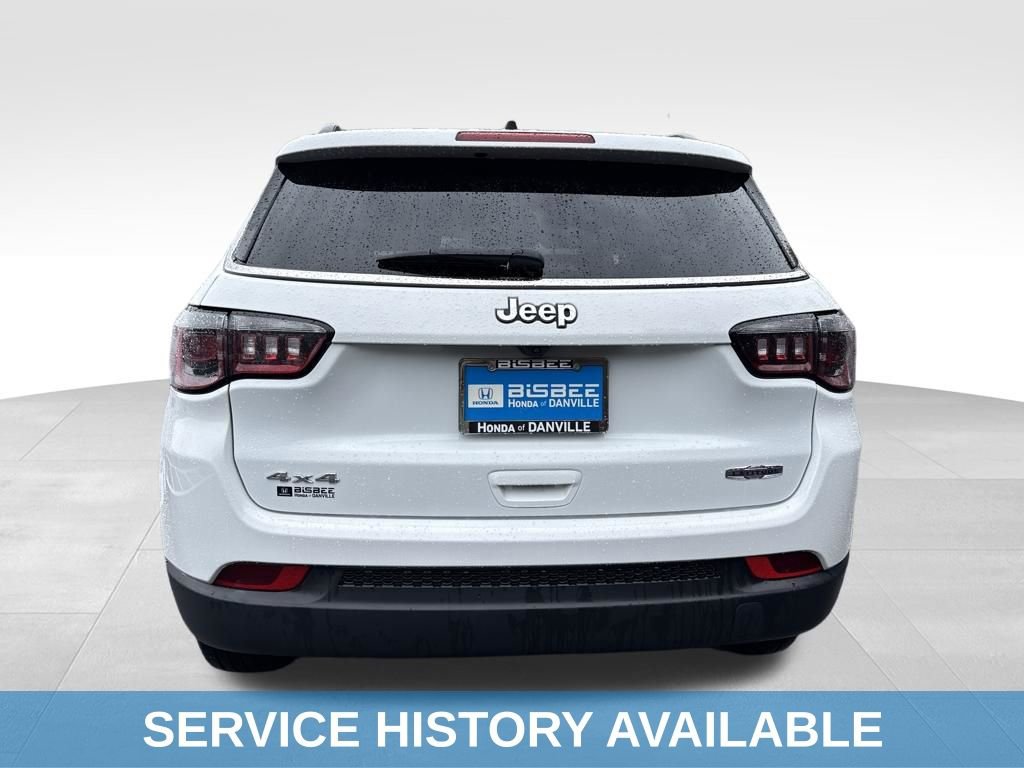 Used 2024 Jeep Compass Latitude image 6