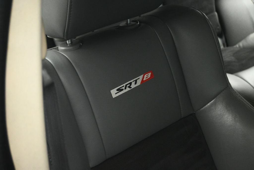 Used 2007 Jeep Grand Cherokee SRT8 w/ SRT Option Group I AWD/4WD image 57
