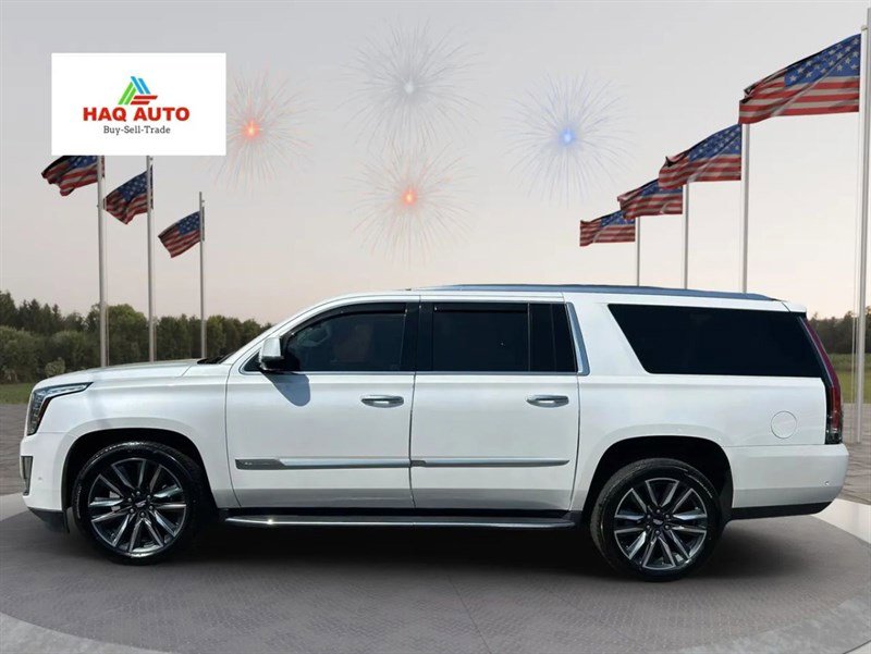 Used 2019 Cadillac Escalade ESV Luxury AWD/4WD image 8