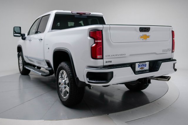 New 2026 Chevrolet Silverado 2500 High Country image 4