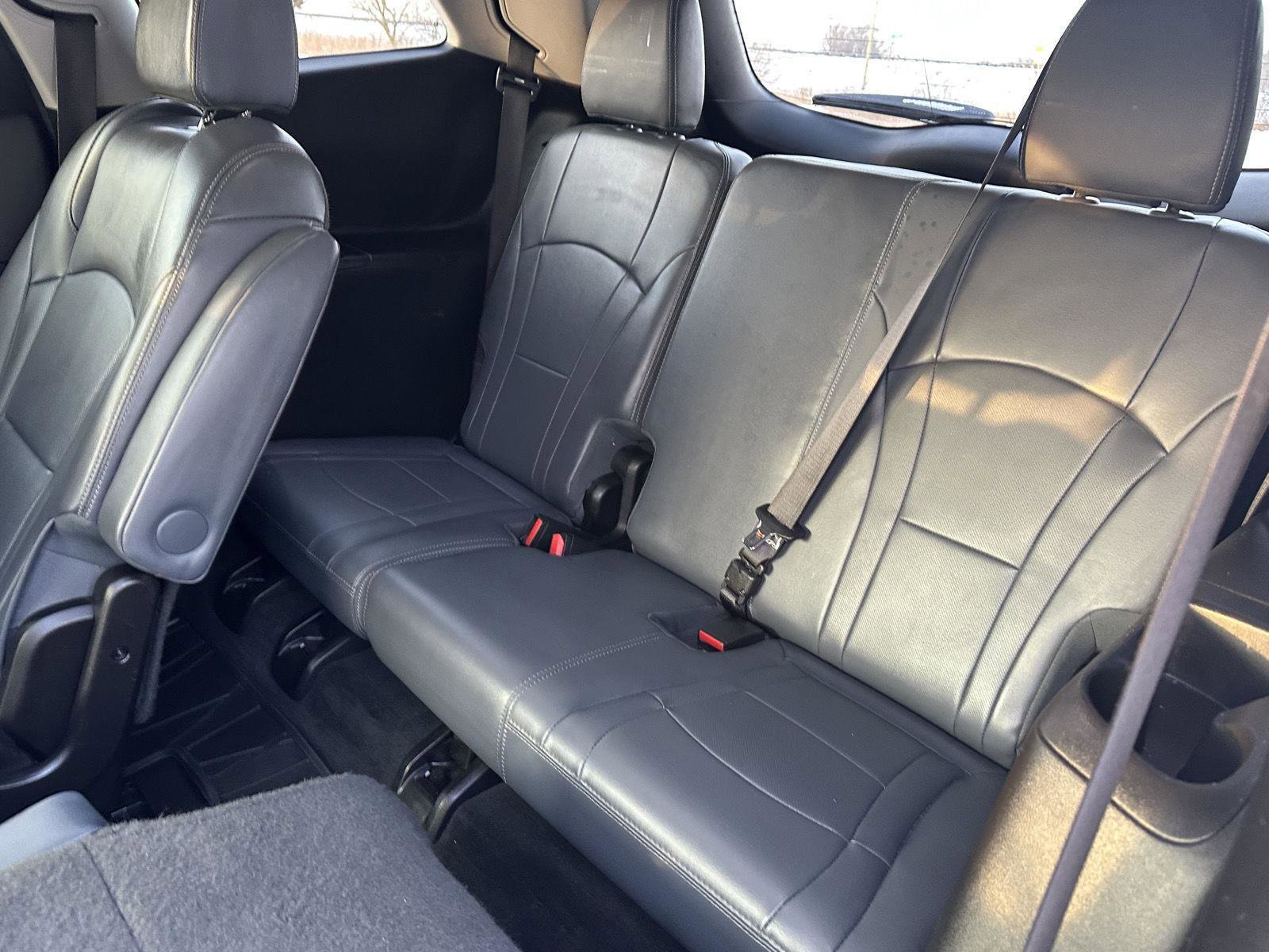 Used 2019 Buick Enclave Premium image 16