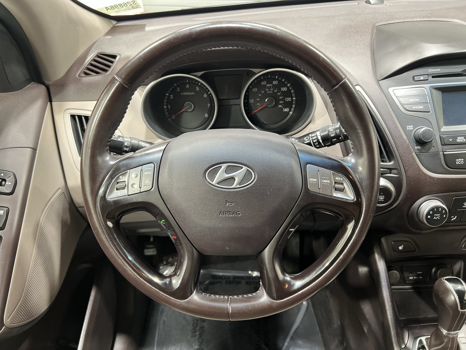 Used 2015 Hyundai Tucson SE FWD image 14