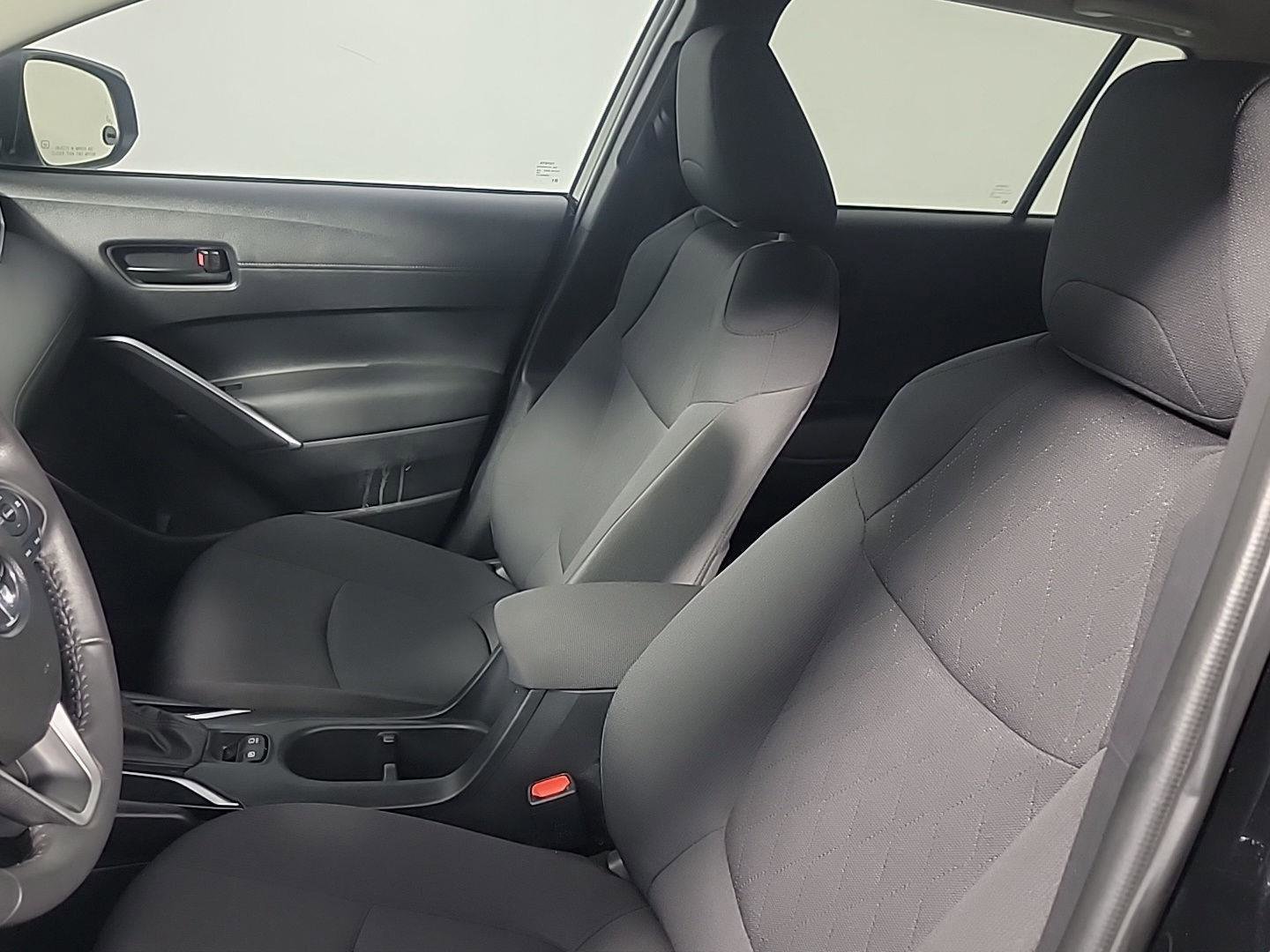 Used 2024 Toyota Corolla Cross LE w/ Black Badges Package (TMS) image 17