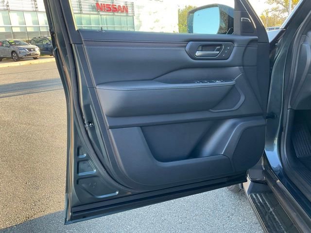 New 2026 Nissan Armada SL AWD/4WD image 10