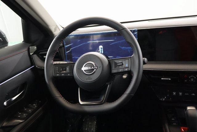 New 2026 Nissan Kicks SR AWD/4WD image 14