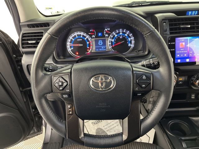 Used 2018 Toyota 4Runner TRD Off-Road AWD/4WD image 19