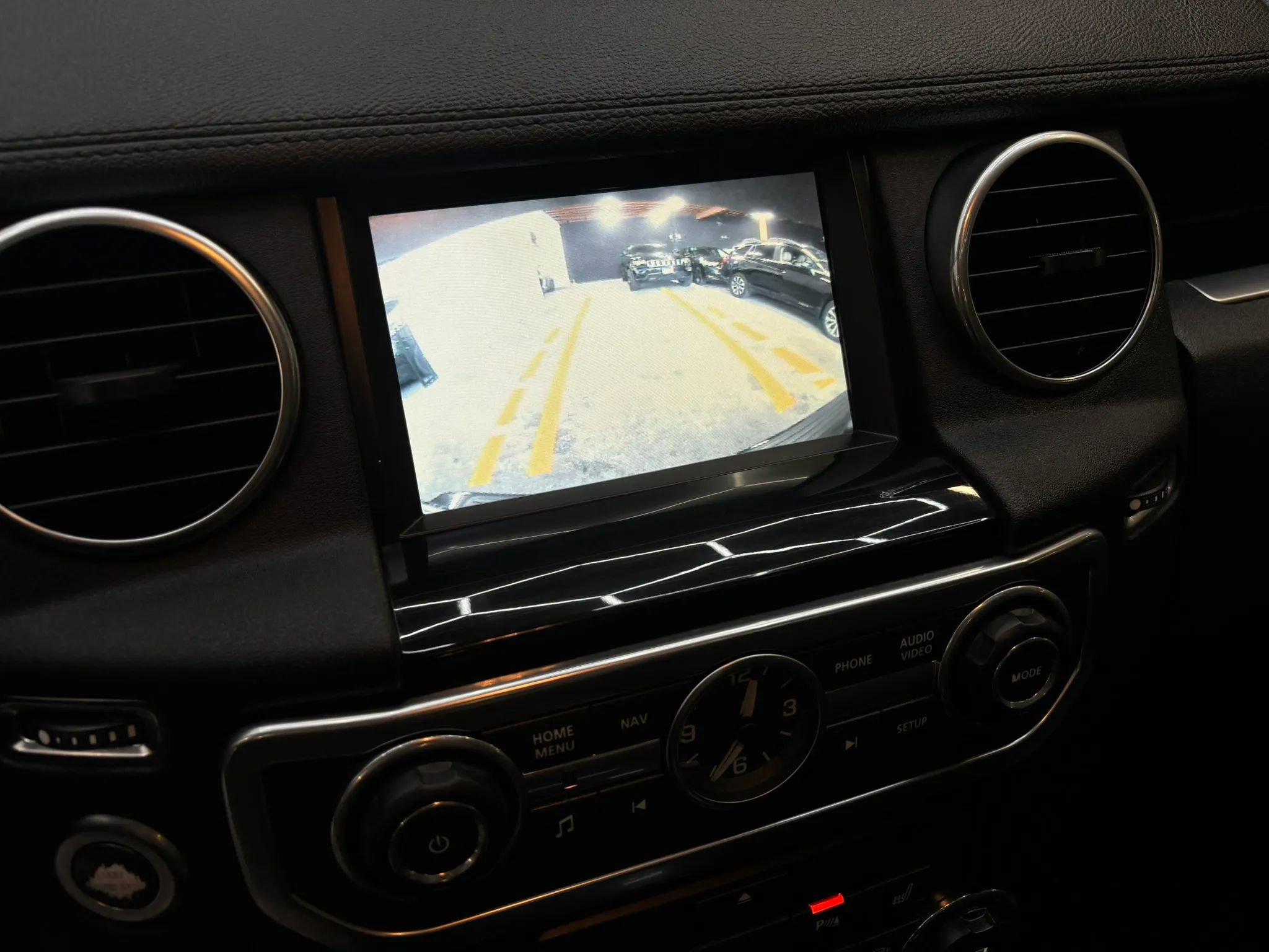Used 2013 Land Rover LR4 HSE AWD/4WD image 19