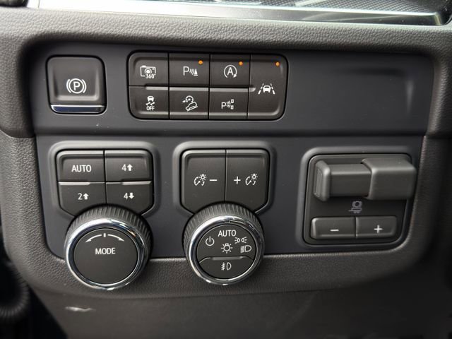 New 2026 Chevrolet Tahoe RST w/ Comfort Package AWD/4WD image 17