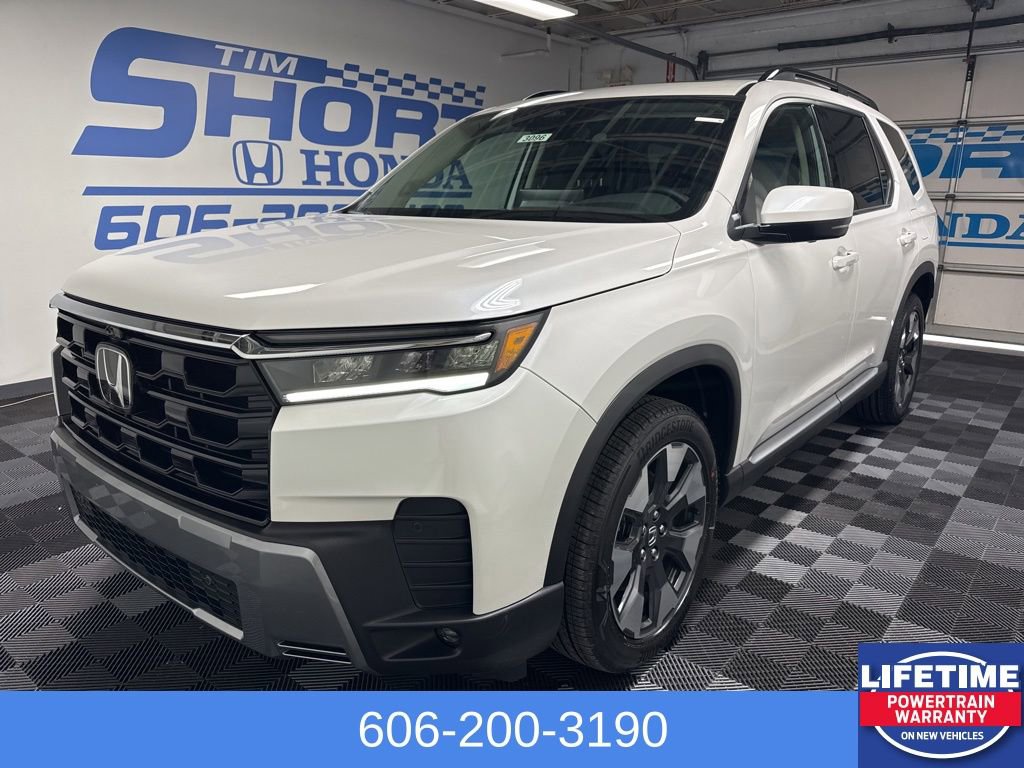 New 2026 Honda Pilot Touring image 1