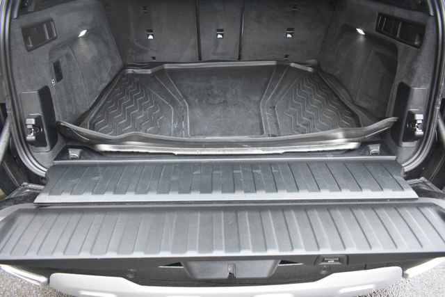 Used 2020 BMW X5 sDrive40i w/ Executive Package image 46