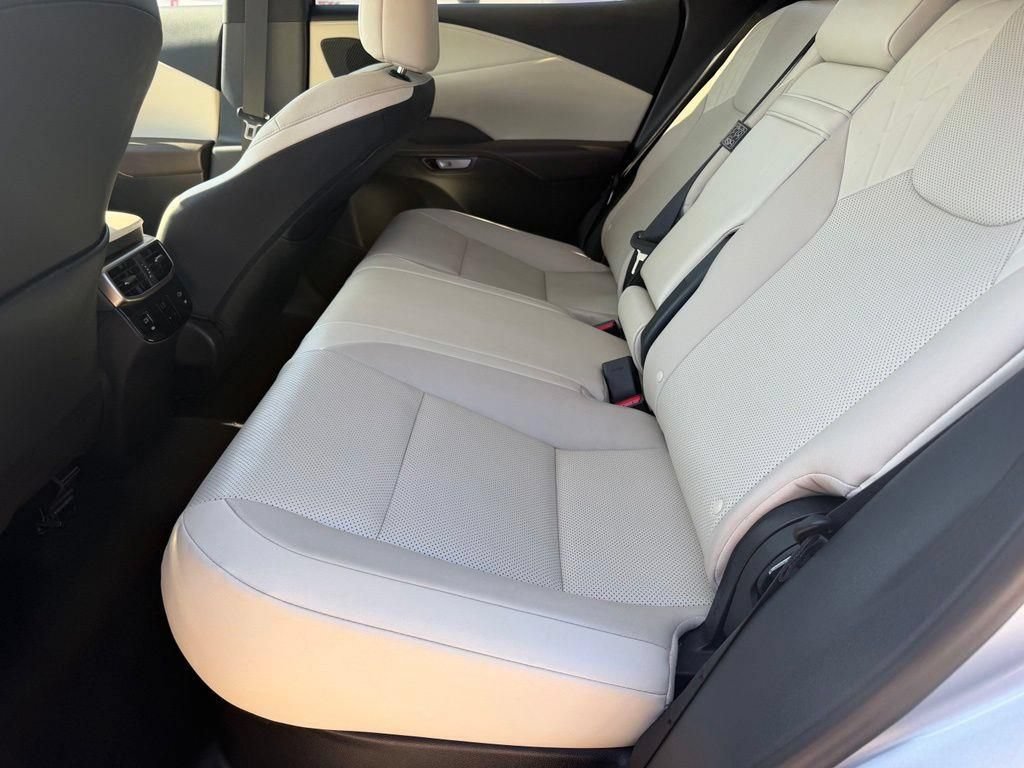Used 2024 Lexus RX 350 Premium w/ Cold Area Package FWD image 10