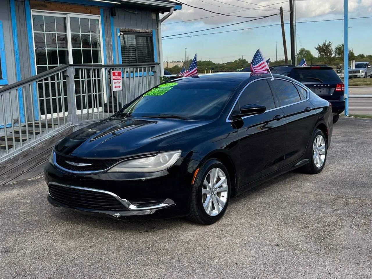 Used 2015 Chrysler 200 Limited image 2