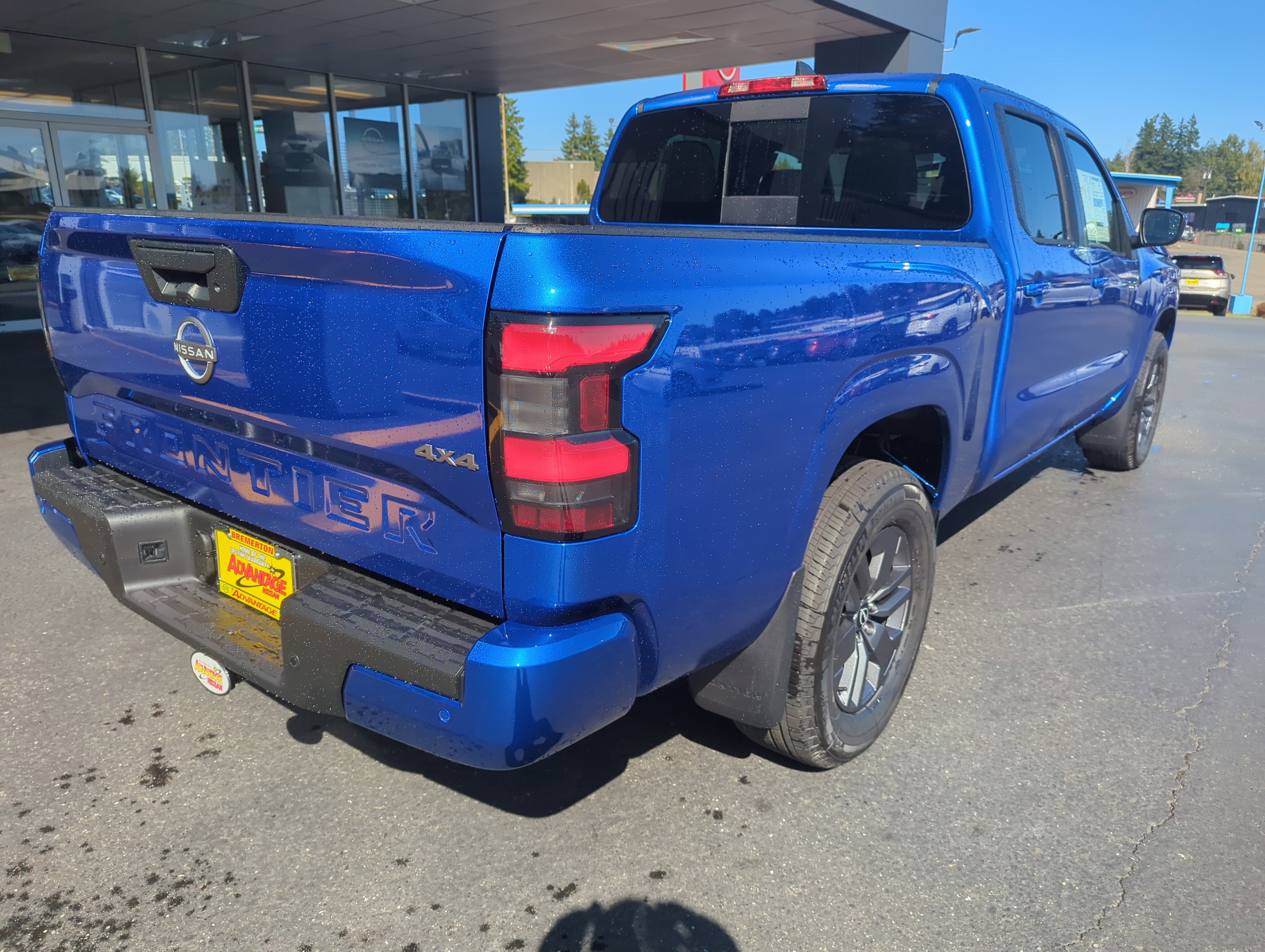 New 2026 Nissan Frontier SV w/ SV Convenience Package image 6
