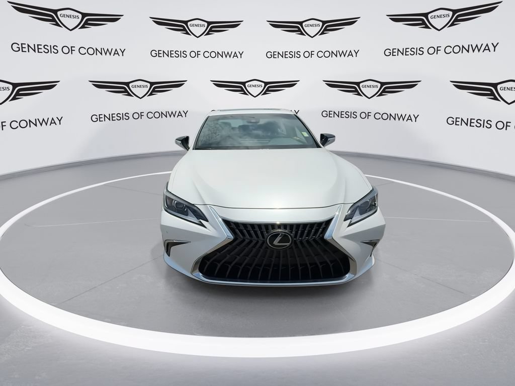 Used 2025 Lexus ES 300h w/ Premium Package FWD image 3
