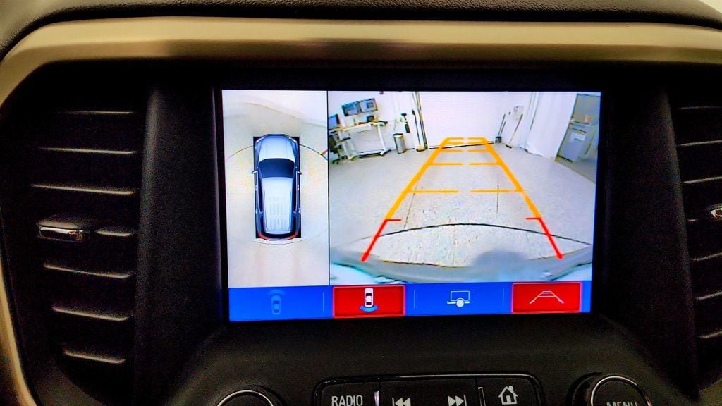 Used 2017 GMC Acadia Denali w/ Technology Package FWD image 17