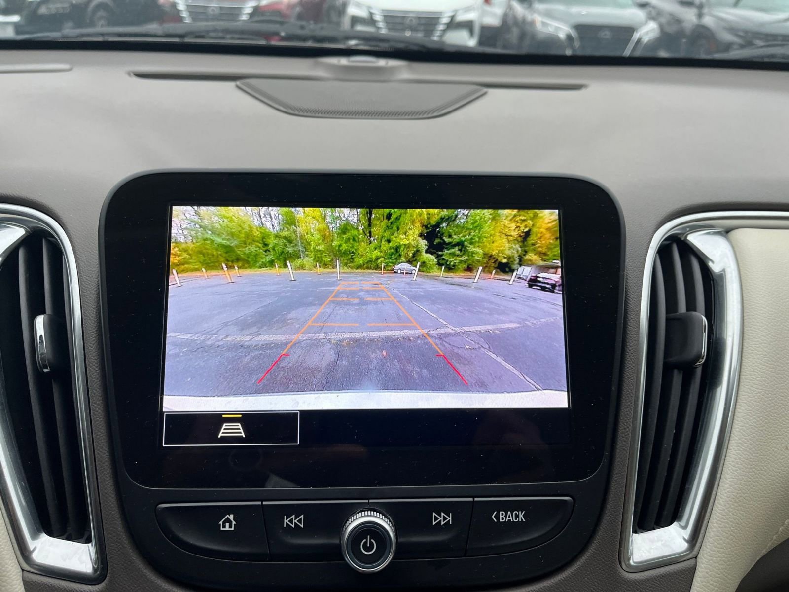 Used 2024 Chevrolet Malibu LT image 17