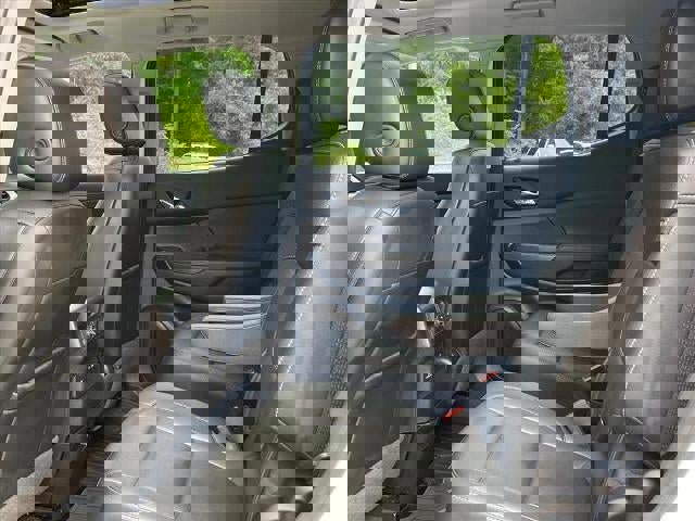 Certified 2022 GMC Acadia SLT w/ Technology Package image 24