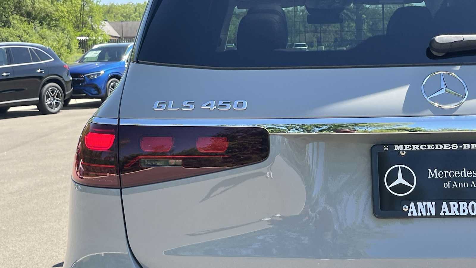 New 2026 Mercedes-Benz GLS 450 4MATIC image 18