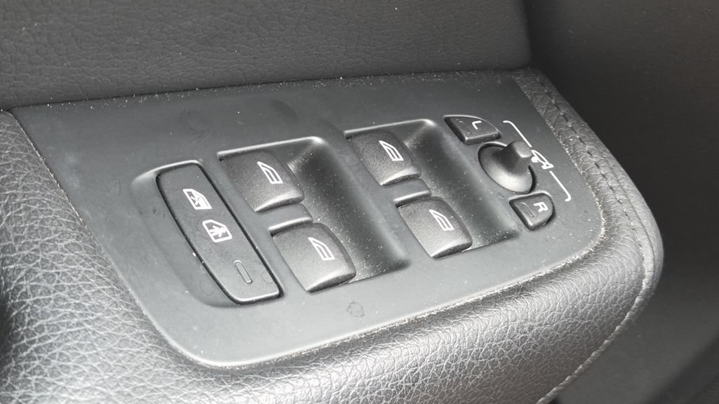 Used 2020 Volvo XC60 T5 Inscription AWD/4WD image 30