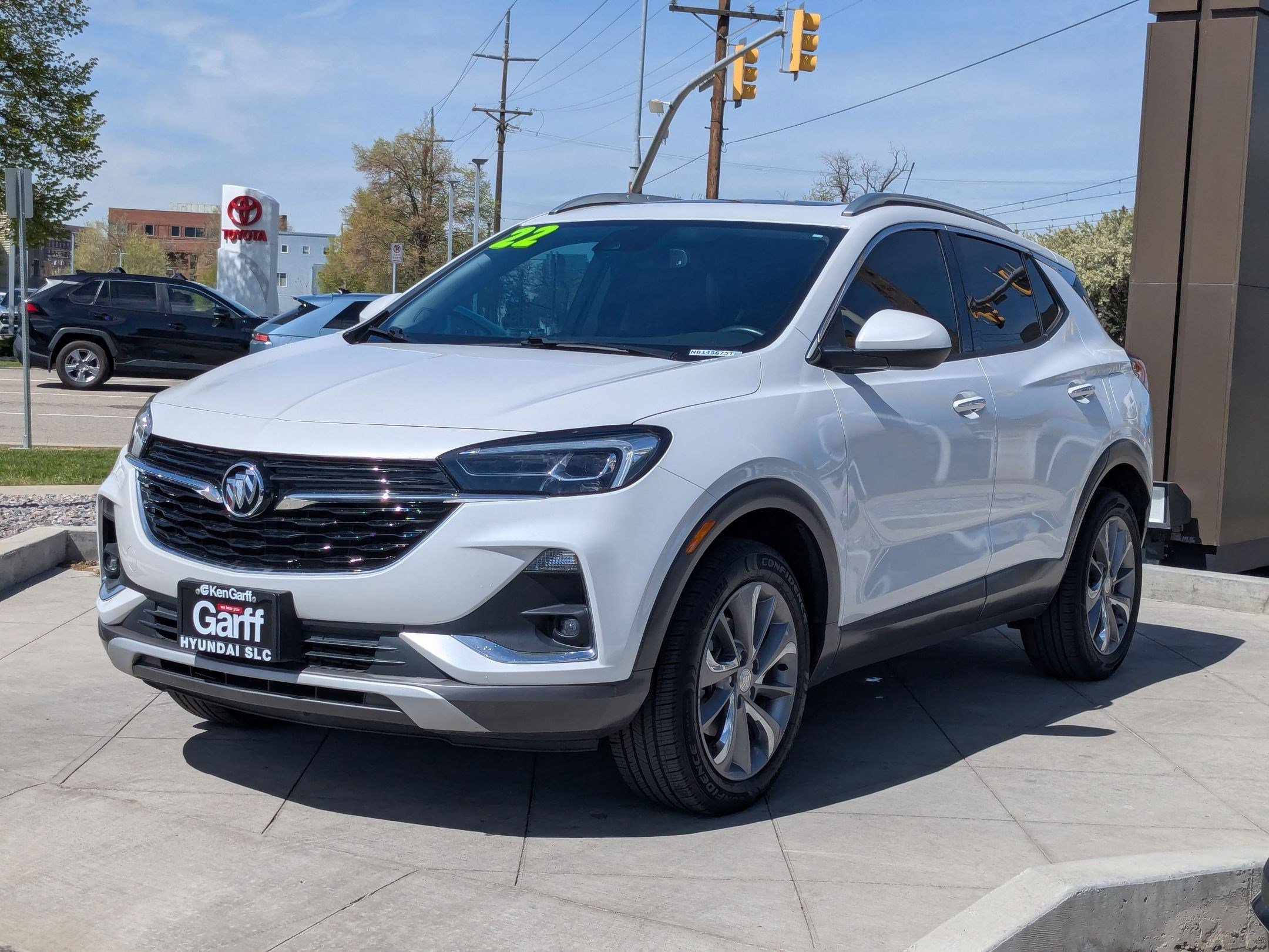 Used 2022 Buick Encore GX Essence w/ Experience Buick Package image 10