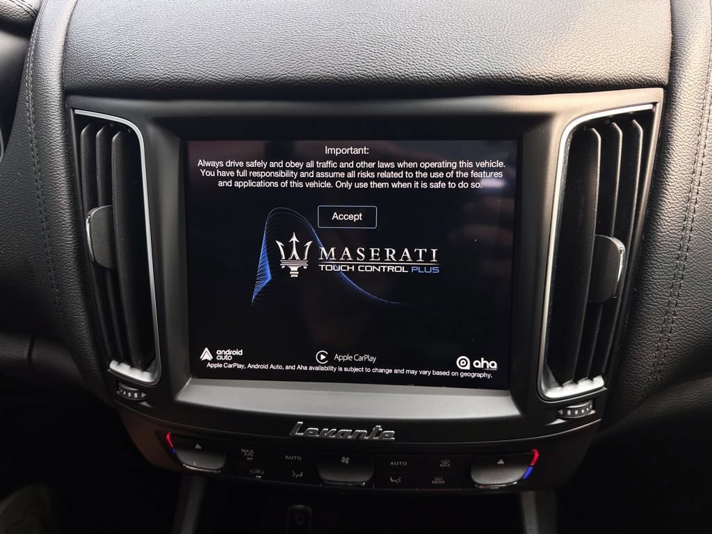 Used 2020 Maserati Levante S AWD/4WD image 9