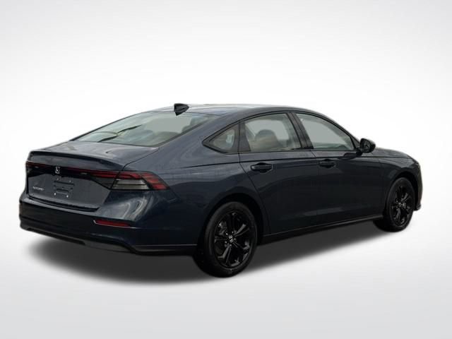 New 2025 Honda Accord SE image 5