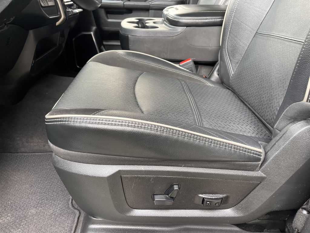 Used 2024 RAM 2500 Laramie AWD/4WD image 21